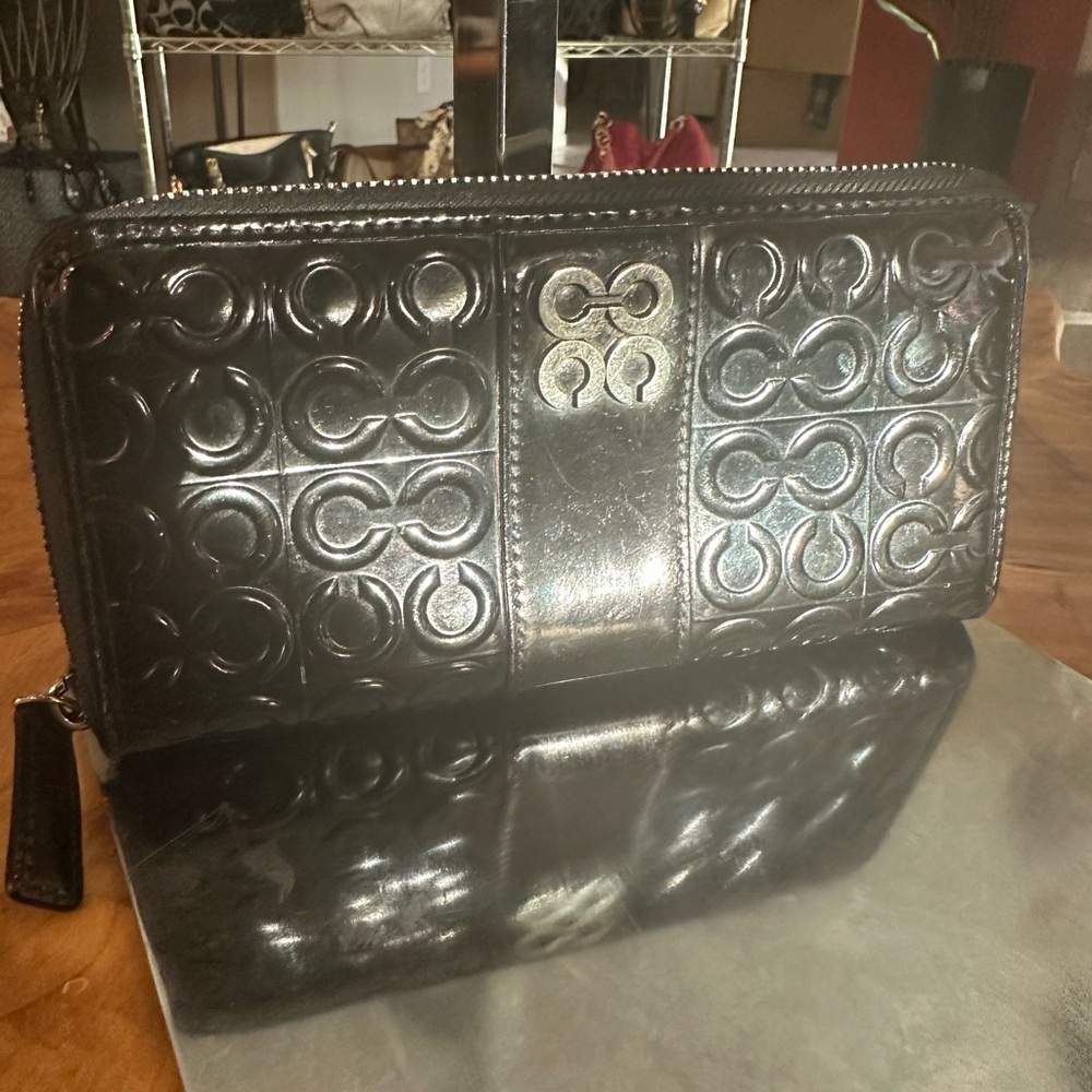 Coach Julia Black Patent Zip Around Signature Wallet